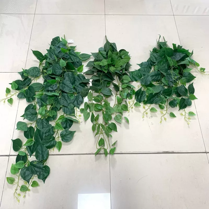 சுவர் தொங்கும் செயற்கை தாவரங்கள்